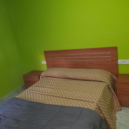 Hostal Europa Tarragona Esterno foto