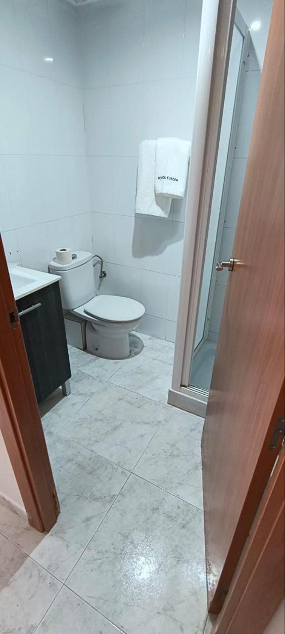 Hostal Europa Tarragona Esterno foto